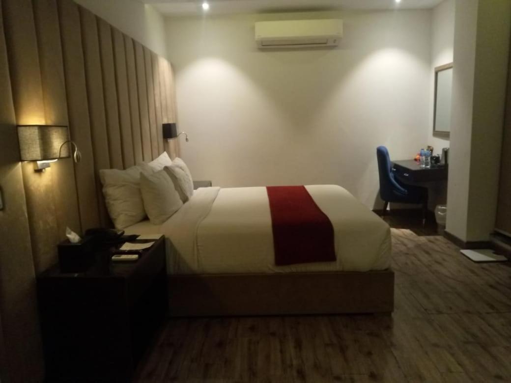 לאהור Grand Ittehad Boutique Hotel מראה חיצוני תמונה